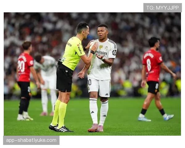 姆巴佩家冰箱里塞满能量饮料，连矿泉水都要冰镇三小时