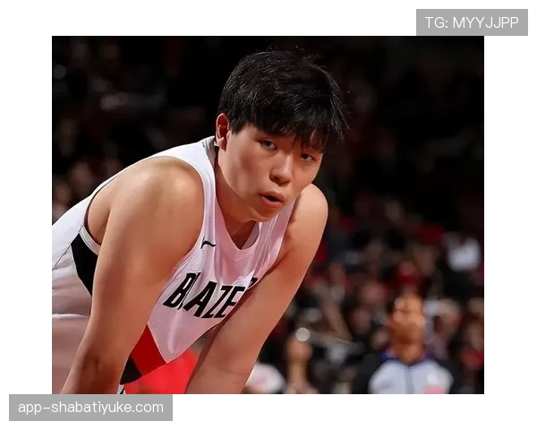 杨瀚森喝蛋白粉像喝水，一天干掉三斤牛肉