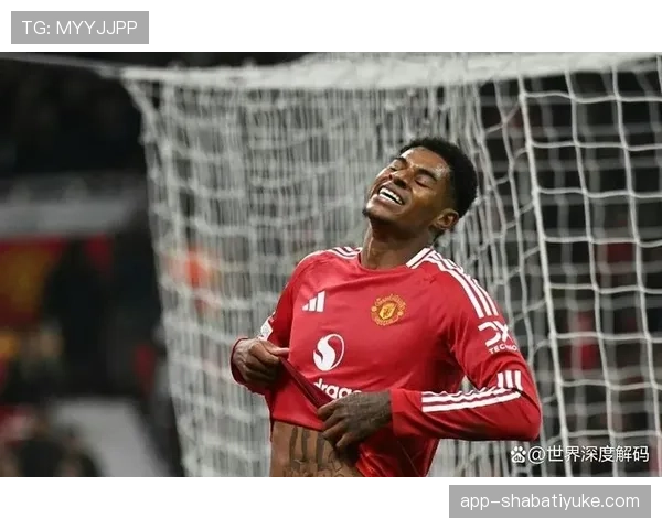 拉什福德连续高位逼抢撕开后防线，助曼联关键战多点开花