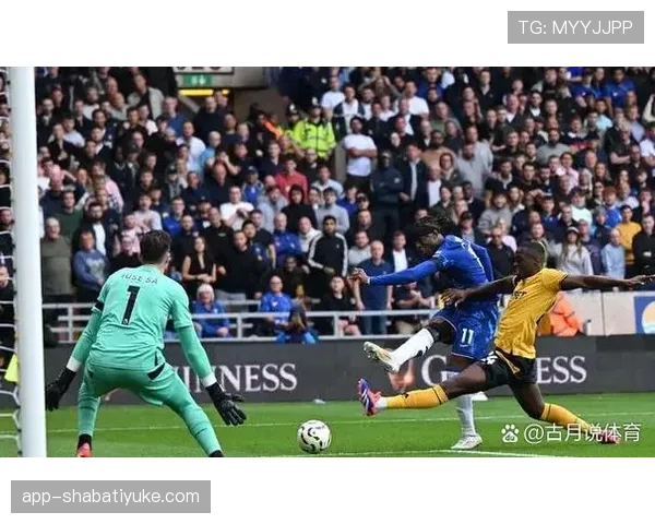 曼联战术危机：滕哈格体系被球员“无声抵制”，还是改革方向已走偏？