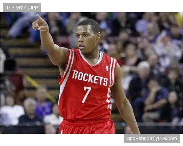 洛瑞挡拆造转换投篮效率提升明显，成猛龙关键组织者